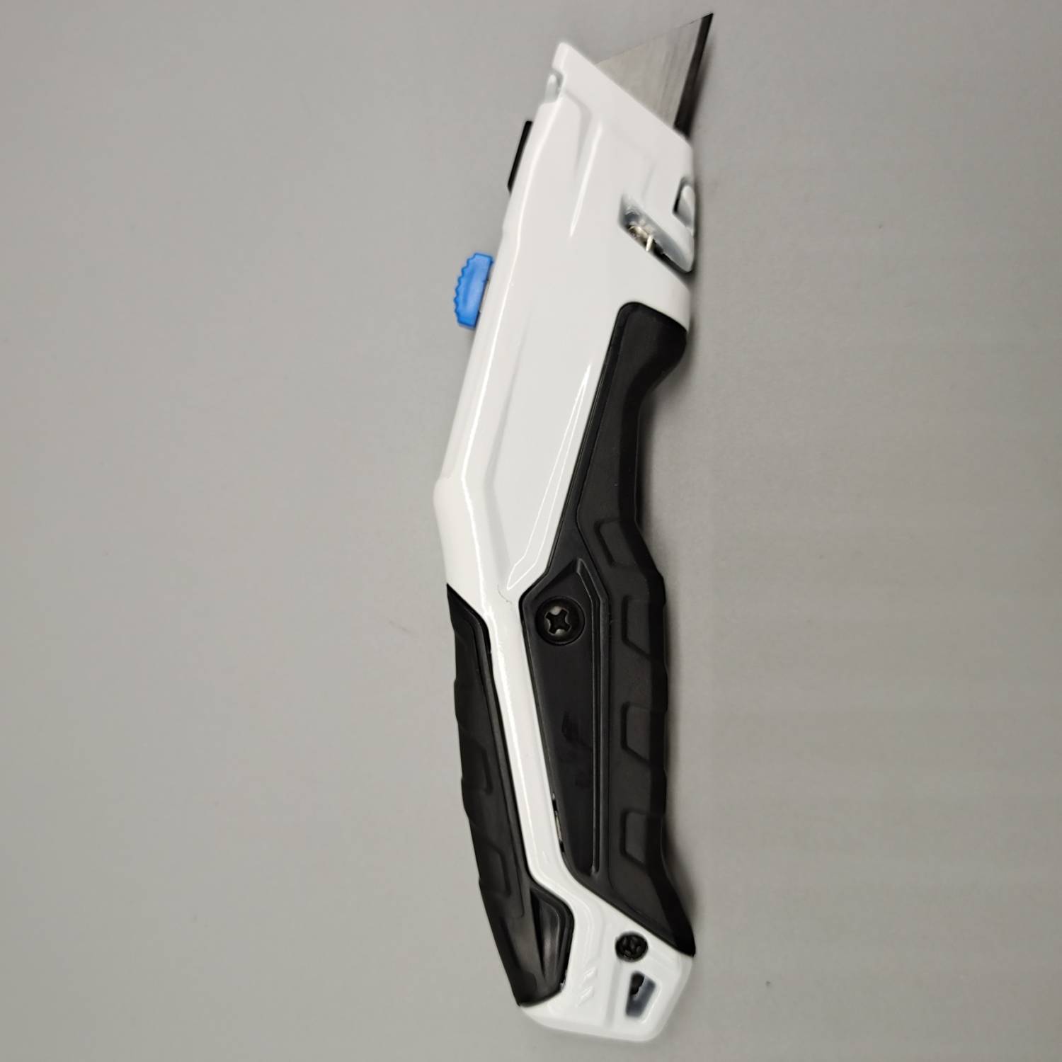 Solid Blade Premium Artificial Turf Cutter